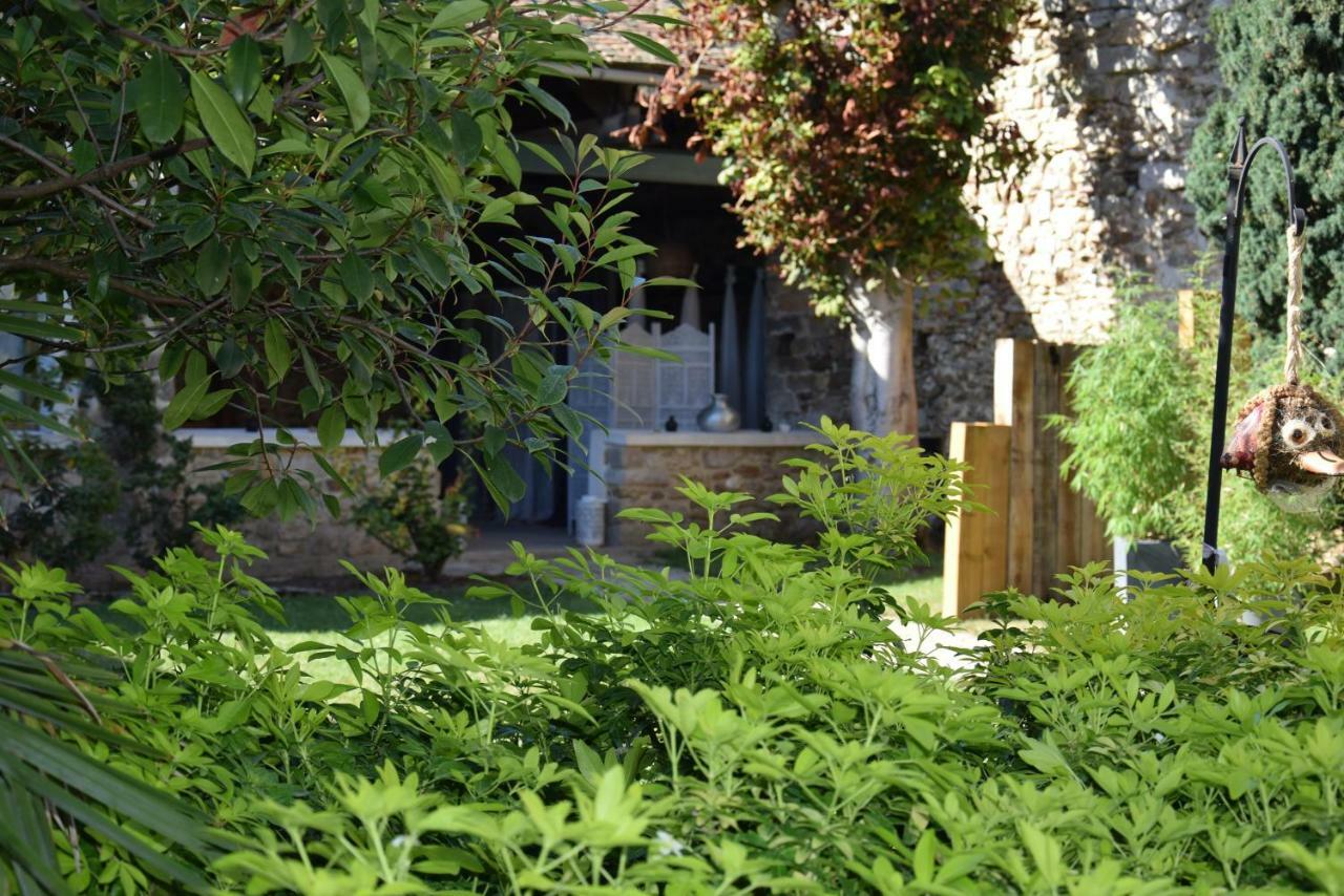 La Planque - Chambres avec Jacuzzi Fleury-en-Biere Exterior foto
